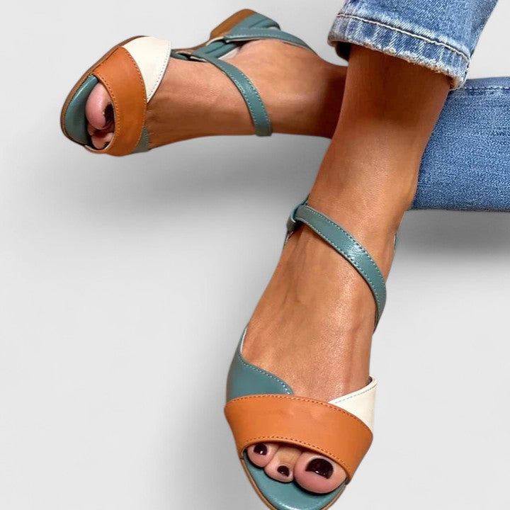 Kaleira | Elegante Sandaler